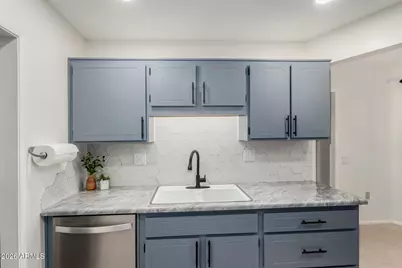 10918 W Topaz Drive, Sun City, AZ 85351 - Photo 13