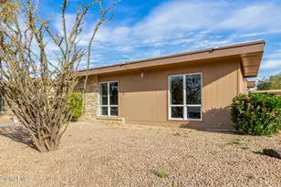 10918 W Topaz Dr, Sun City, AZ 85351 - Photo 29