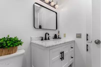 10918 W Topaz Drive, Sun City, AZ 85351 - Photo 21