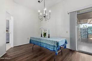 10918 W Topaz Dr, Sun City, AZ 85351 - Photo 11