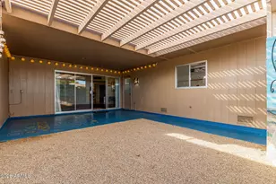 10918 W Topaz Dr, Sun City, AZ 85351 - Photo 25