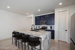 10694 N Mckinney St, Surprise, AZ 85388 - Photo 3