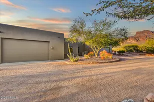 822 S Broadway Ln, Gold Canyon, AZ 85119 - Photo 25