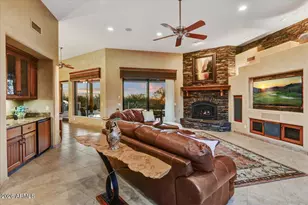 822 S Broadway Ln, Gold Canyon, AZ 85119 - Photo 9