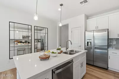 6552 N 15th Drive, Phoenix, AZ 85015 - Photo 13