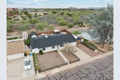 19607 N 33rd Avenue, Phoenix, AZ 85027 - Photo 3