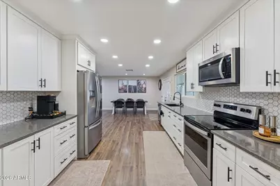 19607 N 33rd Avenue, Phoenix, AZ 85027 - Photo 15