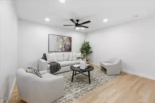 4210 N 18th Ave, Phoenix, AZ 85015 - Photo 11