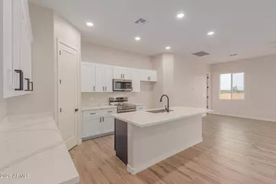 57078 W Macie Lane, Maricopa, AZ 85139 - Photo 9