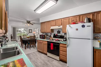 2426 N Eastwood Way, Mesa, AZ 85215 - Photo 15