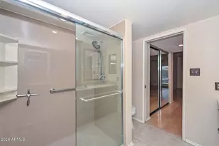 9219 N 47th Dr, Glendale, AZ 85302 - Photo 11