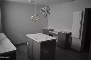 701 S Clearview Ave, Mesa, AZ 85208 - Photo 5