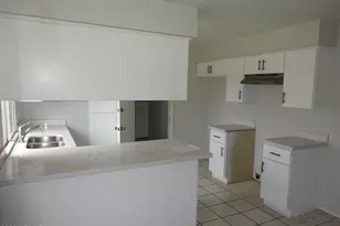 4907 W Vernon Ave, Phoenix, AZ 85035 - Photo 9