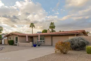 802 W Caribbean Ln, Phoenix, AZ 85023 - Photo 59