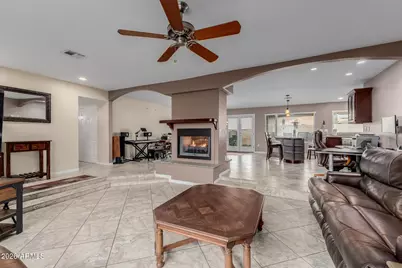 802 W Caribbean Lane, Phoenix, AZ 85023 - Photo 65