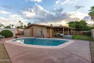 802 W Caribbean Ln, Phoenix, AZ 85023 - Photo 45