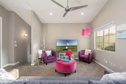 3067 N 33rd Place, Phoenix, AZ 85018 - Photo 9