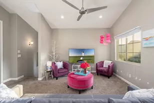 3067 N 33rd Pl, Phoenix, AZ 85018 - Photo 9