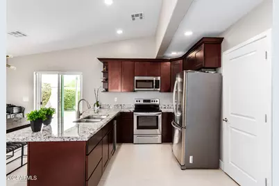 2644 E Sylvia Street, Phoenix, AZ 85032 - Photo 15