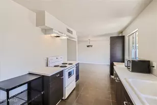 3213 N 63rd Pl, Scottsdale, AZ 85251 - Photo 13