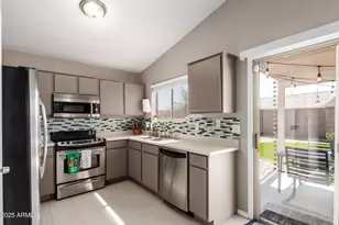 9331 W Runion Dr, Peoria, AZ 85382 - Photo 3