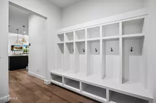 4201 E Cheery Lynn Rd, Phoenix, AZ 85018 - Photo 33