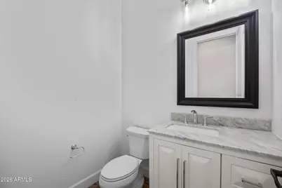 4201 E Cheery Lynn Road, Phoenix, AZ 85018 - Photo 31