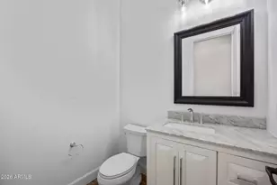 4201 E Cheery Lynn Rd, Phoenix, AZ 85018 - Photo 31