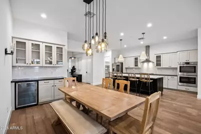 4201 E Cheery Lynn Road, Phoenix, AZ 85018 - Photo 11