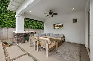 4201 E Cheery Lynn Rd, Phoenix, AZ 85018 - Photo 35