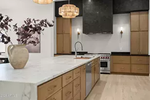 4512 N 38th St, Phoenix, AZ 85018 - Photo 7