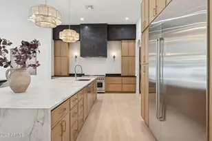 4512 N 38th St, Phoenix, AZ 85018 - Photo 7