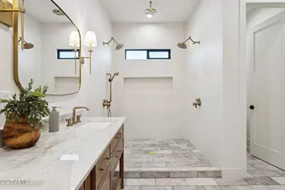 4512 N 38th Street, Phoenix, AZ 85018 - Photo 19