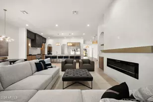 4512 N 38th St, Phoenix, AZ 85018 - Photo 11