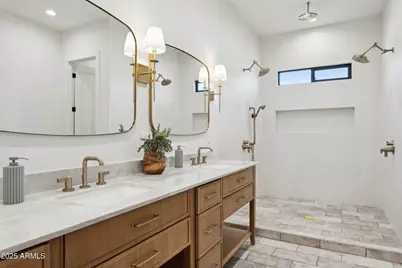 4512 N 38th Street, Phoenix, AZ 85018 - Photo 17