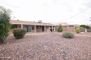 10229 W Desert Hills Dr, Sun City, AZ 85351 - Photo 21