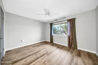 9422 W Manzanita Drive, Sun City, AZ 85373 - Photo 23