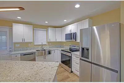 10201 N 99th Avenue #165, Peoria, AZ 85345 - Photo 15