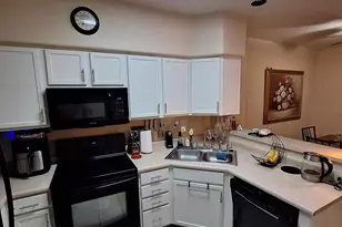 10410 N Cave Creek Rd, Phoenix, AZ 85020 - Photo 29