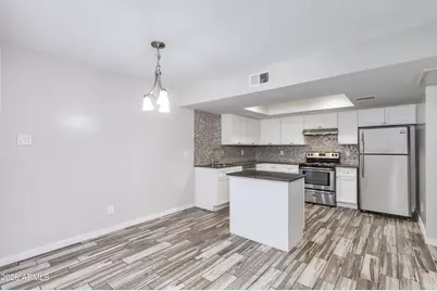 4545 N 67th Avenue #1423, Phoenix, AZ 85033 - Photo 11