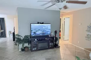 20420 N 6th Dr, Phoenix, AZ 85027 - Photo 3