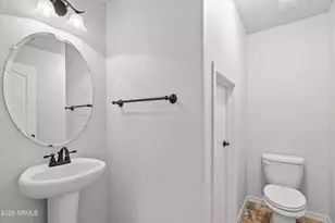 955 S Henry Ln, Gilbert, AZ 85296 - Photo 13