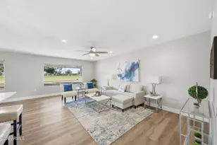 16006 N 99th Dr, Sun City, AZ 85351 - Photo 13