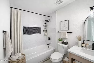 8618 W Clarendon Avenue, Phoenix, AZ 85037 - Photo 3