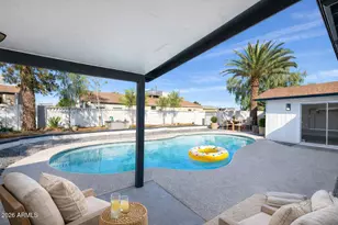 8618 W Clarendon Ave, Phoenix, AZ 85037 - Photo 7