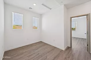 2125 E Voltaire Ave, Phoenix, AZ 85022 - Photo 17