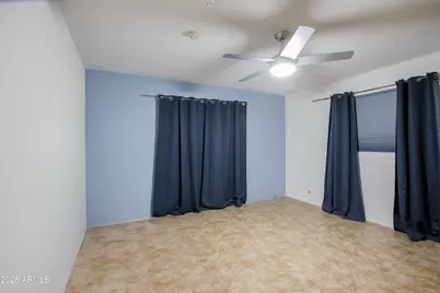 4529 E Heatherbrae Drive, Phoenix, AZ 85018 - Photo 9