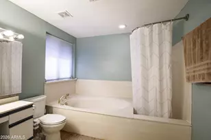 4529 E Heatherbrae Dr, Phoenix, AZ 85018 - Photo 13