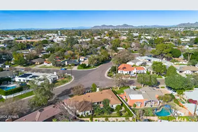 215 E Orange Drive, Phoenix, AZ 85012 - Photo 43