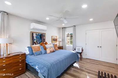 215 E Orange Drive, Phoenix, AZ 85012 - Photo 19